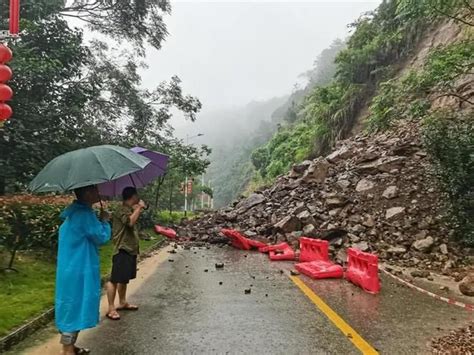 大陸大水|實拍廣東洪水「水淹到2樓」…城鎮滅頂變河道！居民。